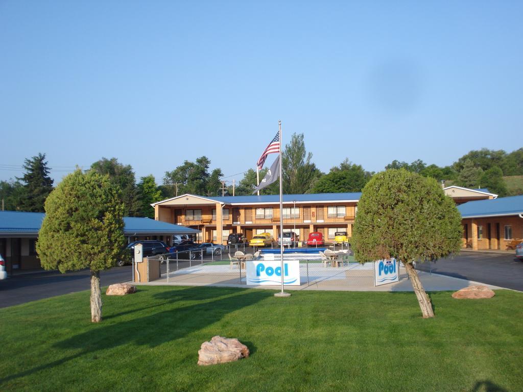 Hills Inn Hot Springs Extérieur photo